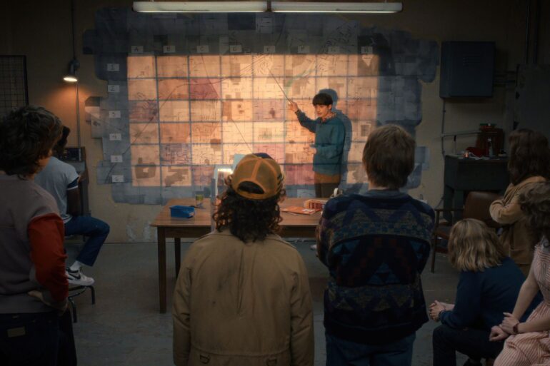 Joe Keery, Gaten Matarazzo, Noah Schnapp, Charlie Heaton, Maya Hawke, Natalia Dyer, Winona Ryder